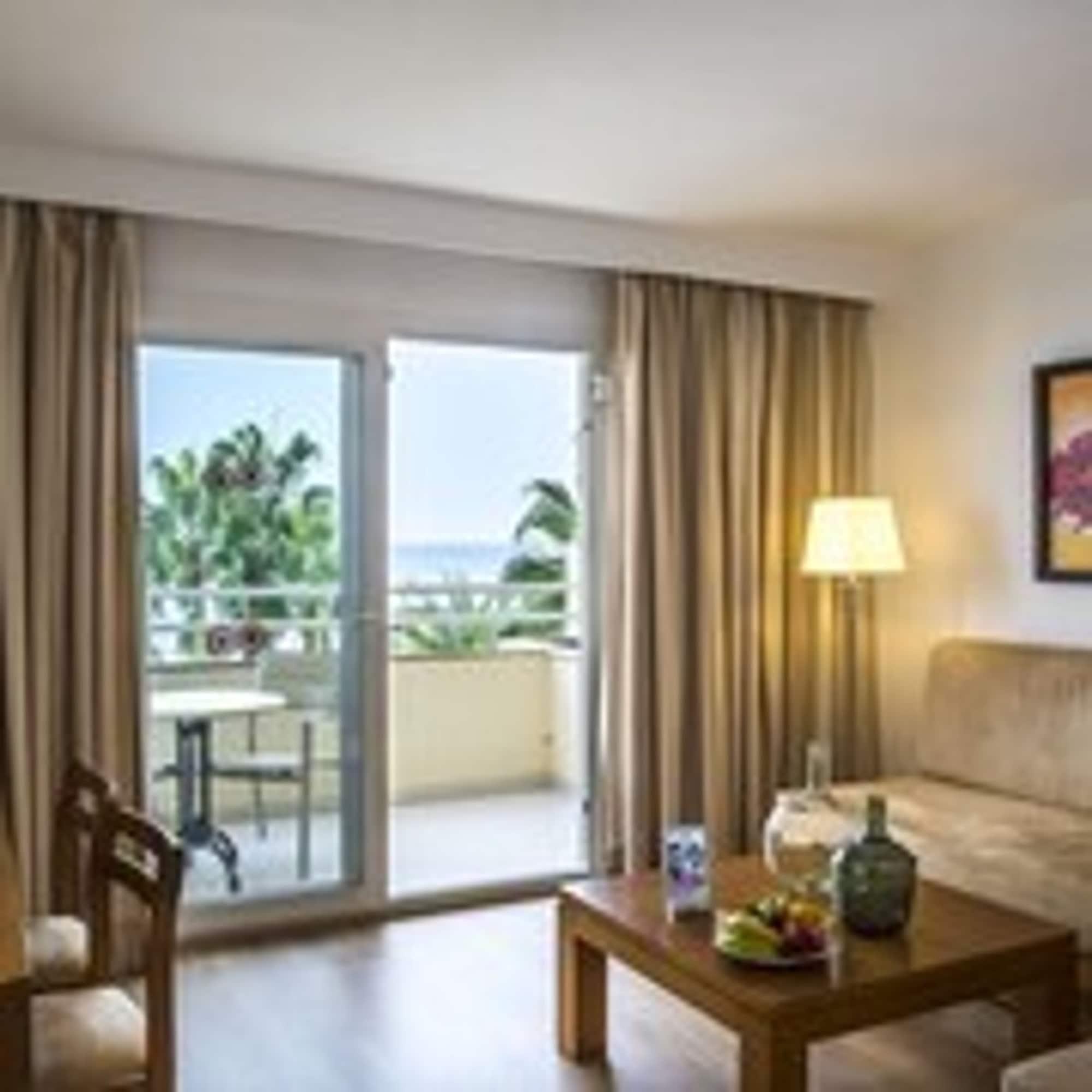 فندق Cabot Cap De Mar كالا بونا المظهر الخارجي الصورة